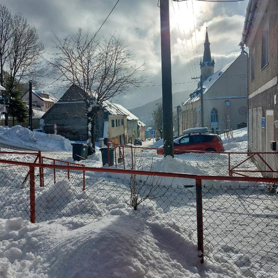 Appartamento U Váhy Jáchymov Esterno foto